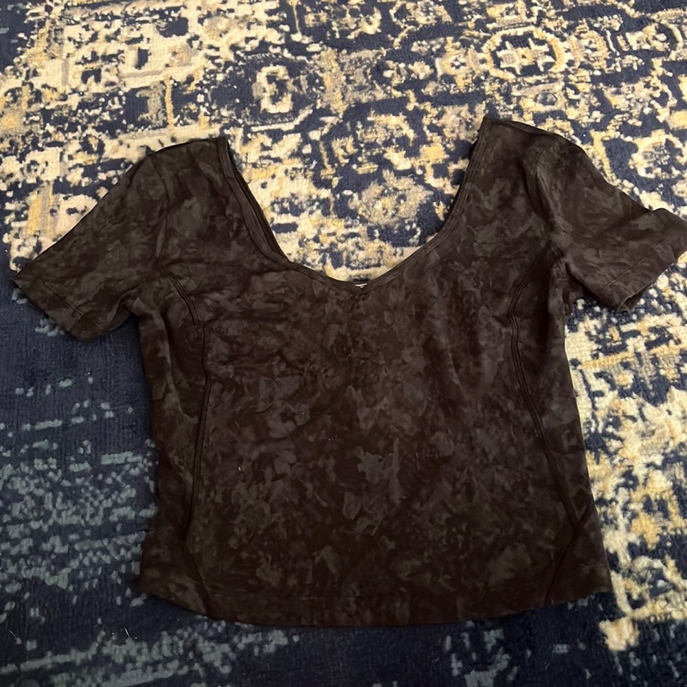 Cute lulu top only worn once